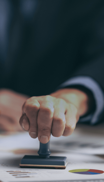 a financial advisor graduating from the financial advisor training program